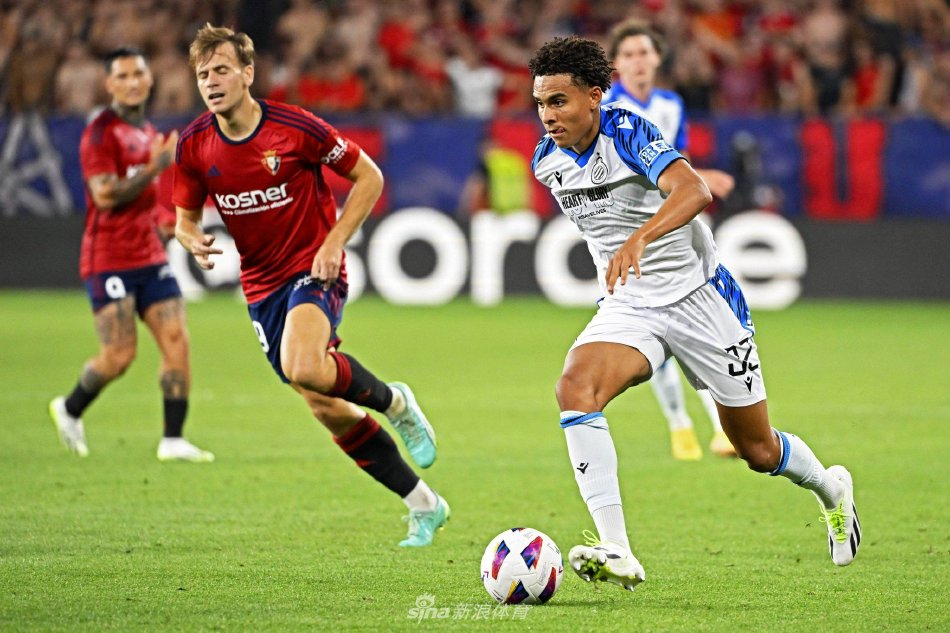 球迷的两极 球迷的两极